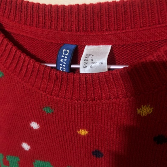 H&M Christmas Sweater ***free gift included**** - Picture 6 of 7